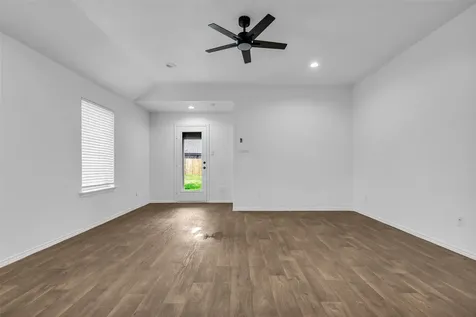 21430 Sacred Grove Street New Caney TX 77357