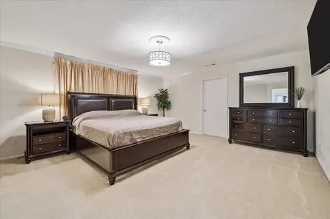 1702 Beech Bend Drive Houston TX 77077