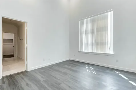 6011 Beall Street Houston TX 77091