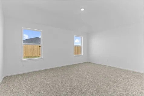 1607 Knox Hill Path Iowa Colony TX 77583
