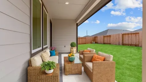 1607 Knox Hill Path Iowa Colony TX 77583