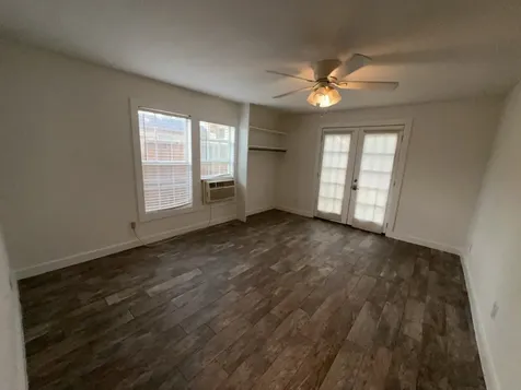 1917 Thonig Road Houston TX 77055