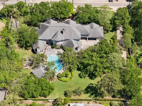 597 Piney Point Road Piney Point Village TX 77024