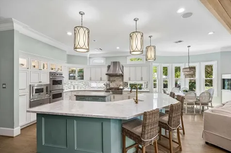 597 Piney Point Road Piney Point Village TX 77024