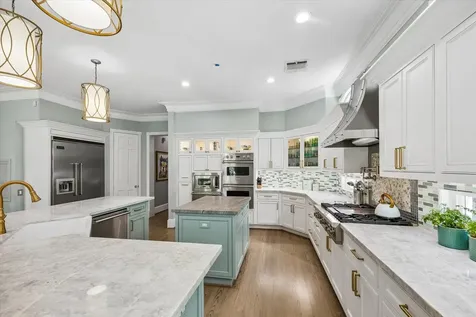 597 Piney Point Road Piney Point Village TX 77024