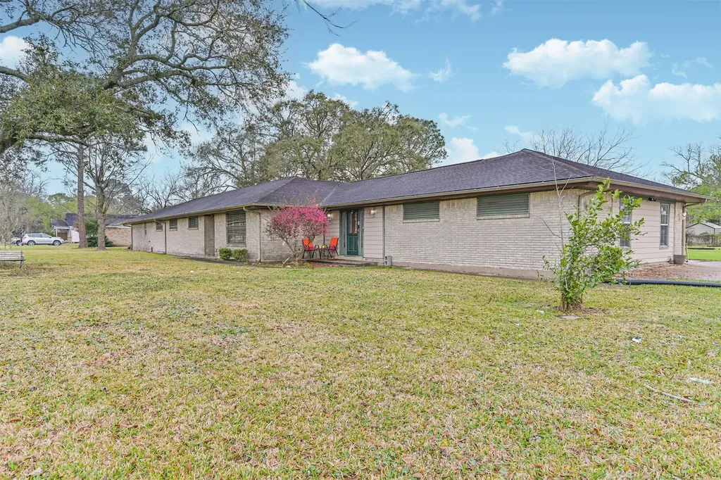901 N Amburn Road Texas City TX 77591