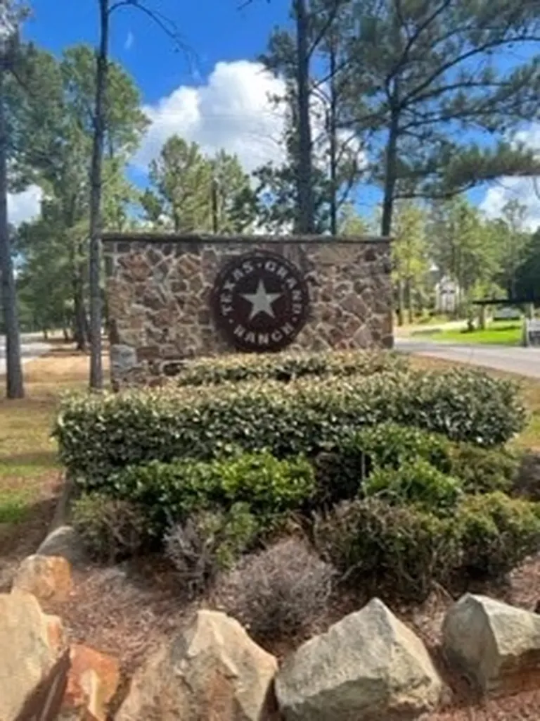 69 Tranquil Lane Huntsville TX 77340