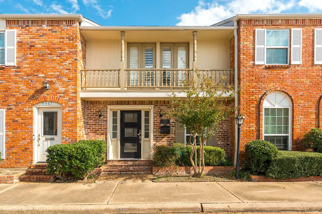 6339 Del Monte Drive SW 95 Houston TX 77057
