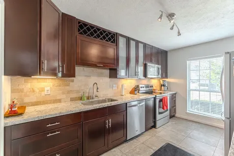 6339 Del Monte Drive SW 95 Houston TX 77057