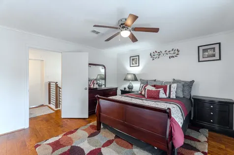 6339 Del Monte Drive SW 95 Houston TX 77057