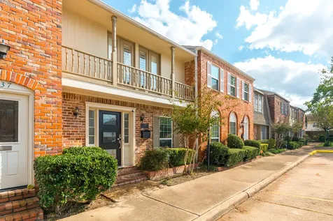 6339 Del Monte Drive SW 95 Houston TX 77057