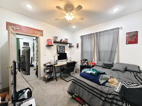 1217 Campbell Street Houston TX 77009