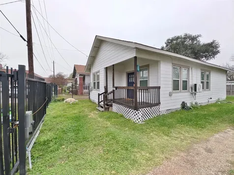 1217 Campbell Street Houston TX 77009