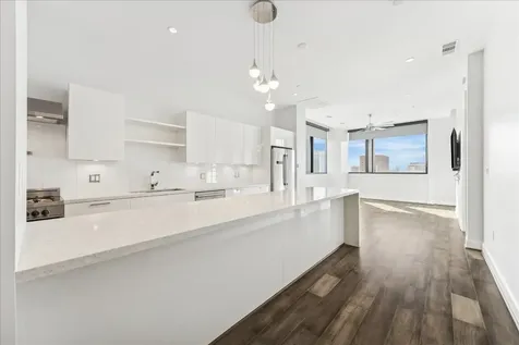 1211 Caroline Street 1504 Houston TX 77002