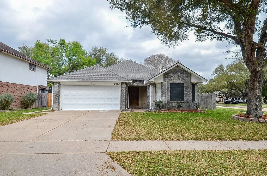 2902 Silent Drive Sugar Land TX 77498