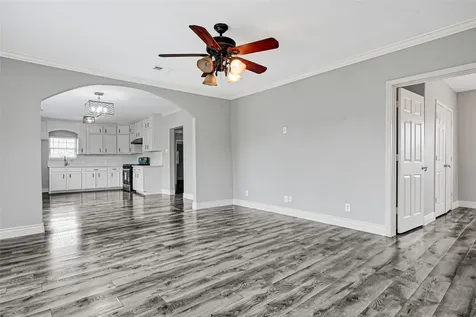 8005 Wiggins Street Houston TX 77029
