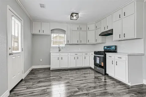 8005 Wiggins Street Houston TX 77029