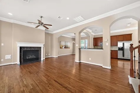 8810 Lakeshore Bend Drive Houston TX 77080