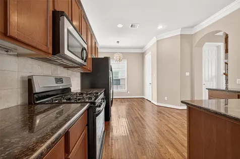 8810 Lakeshore Bend Drive Houston TX 77080