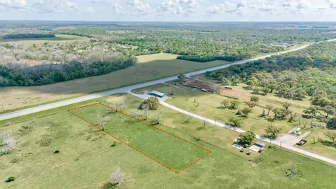 0 Highway 35 N Van Vleck TX 77482