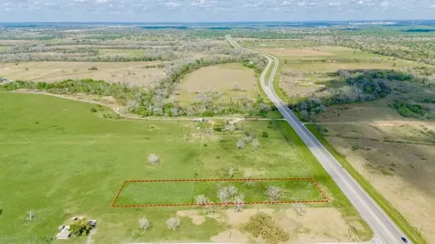 0 Highway 35 N Van Vleck TX 77482