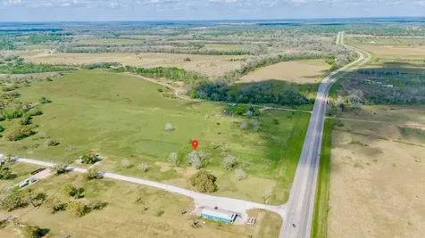0 Highway 35 N Van Vleck TX 77482