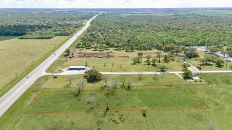 0 Highway 35 N Van Vleck TX 77482