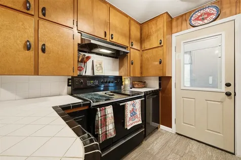2501 Marguerite Street Bay City TX 77414