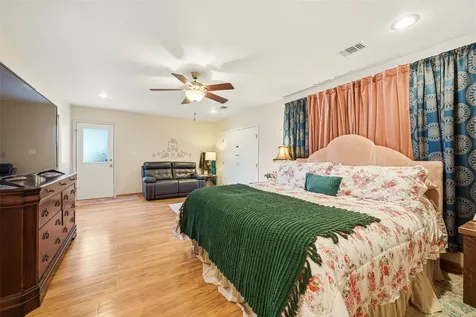 2501 Marguerite Street Bay City TX 77414