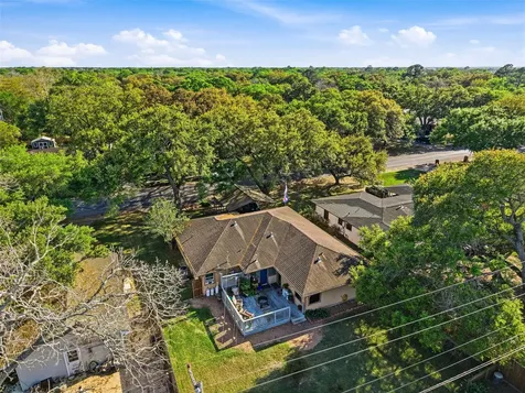 2501 Marguerite Street Bay City TX 77414