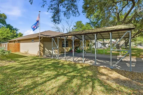 2501 Marguerite Street Bay City TX 77414