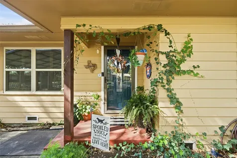 2501 Marguerite Street Bay City TX 77414