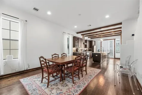 5733 Kiam Street Houston TX 77007