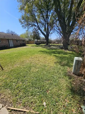 7422 Yellow Pine Drive Houston TX 77040