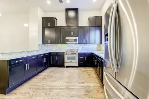 1222 W Dallas Street Houston TX 77019