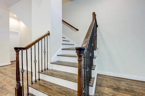 1222 W Dallas Street Houston TX 77019