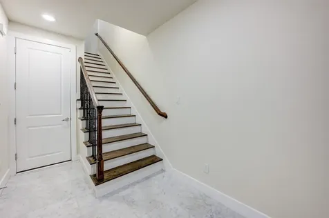 1222 W Dallas Street Houston TX 77019