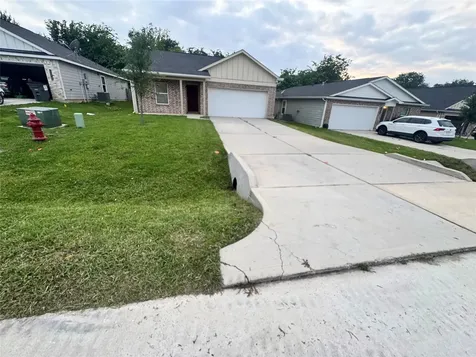 14214 Green Wing Circle Willis TX 77318