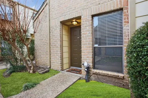 8299 Cambridge Street 706 Houston TX 77054