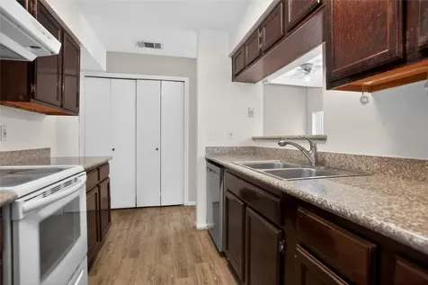 8299 Cambridge Street 706 Houston TX 77054