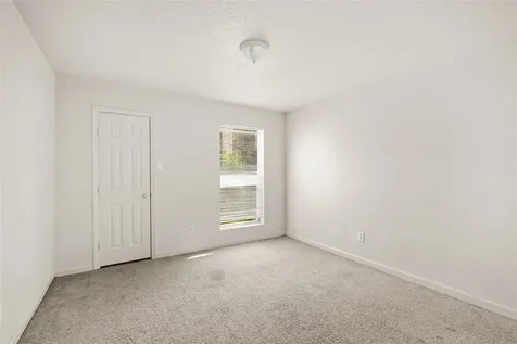 8100 Creekbend Drive 131 Houston TX 77071