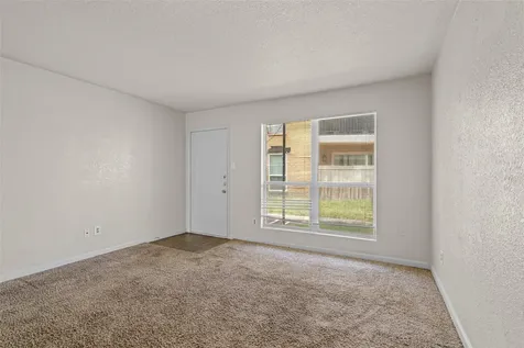 8100 Creekbend Drive 131 Houston TX 77071