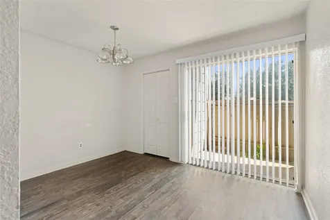 8100 Creekbend Drive 131 Houston TX 77071