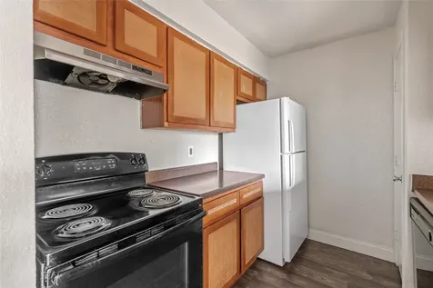 8100 Creekbend Drive 131 Houston TX 77071