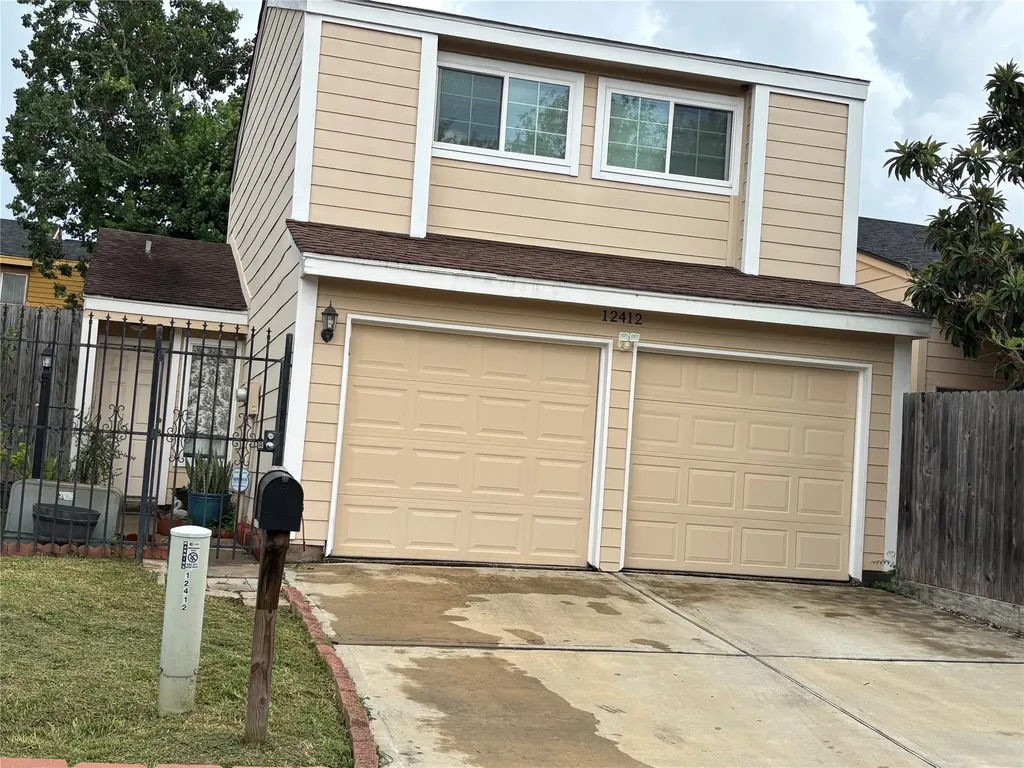 12412 Garden Estate Street Houston TX 77072