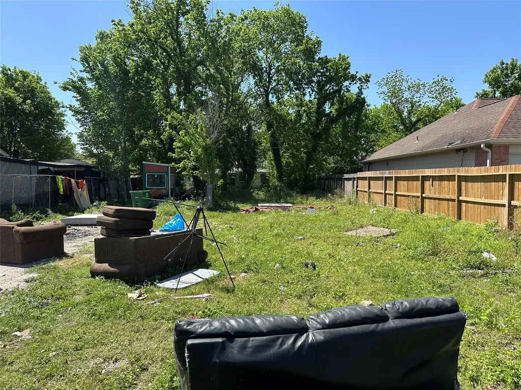 3916 Galesburg Street Houston TX 77051