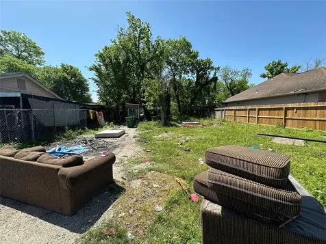 3916 Galesburg Street Houston TX 77051