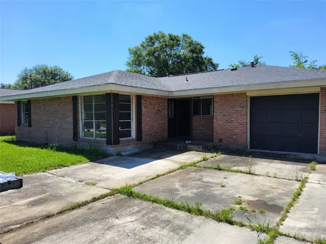 701 Sherrill Street West Orange TX 77630