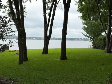 3818 Treasure Island Drive Montgomery TX 77356