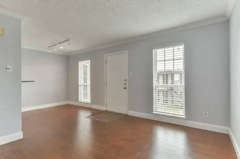 6402 Del Monte Drive 45 Houston TX 77057